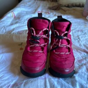 Kids size 10 sorel boots